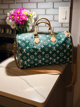 Load image into Gallery viewer, Money Green LV